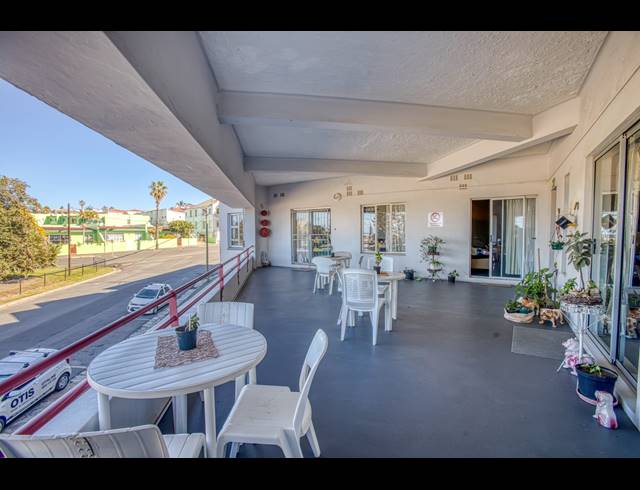 1 BEDROOM APARTMENT FOR SALE IN QUIGNEY